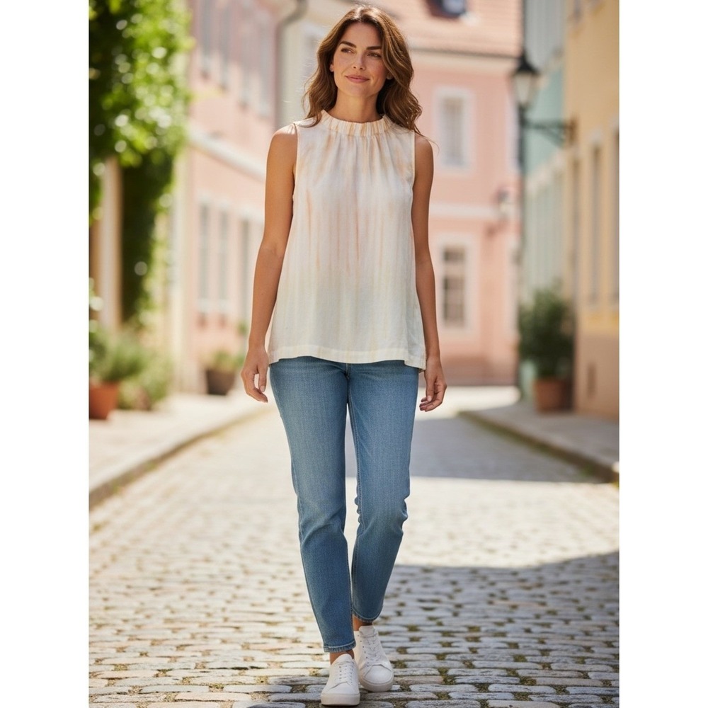 cloth & stone Straight-Leg Jeans in Light Blue Wash